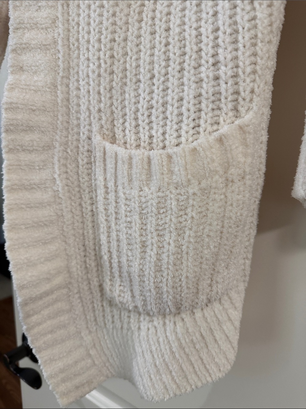 Express Cardigan - Picture 3 of 4